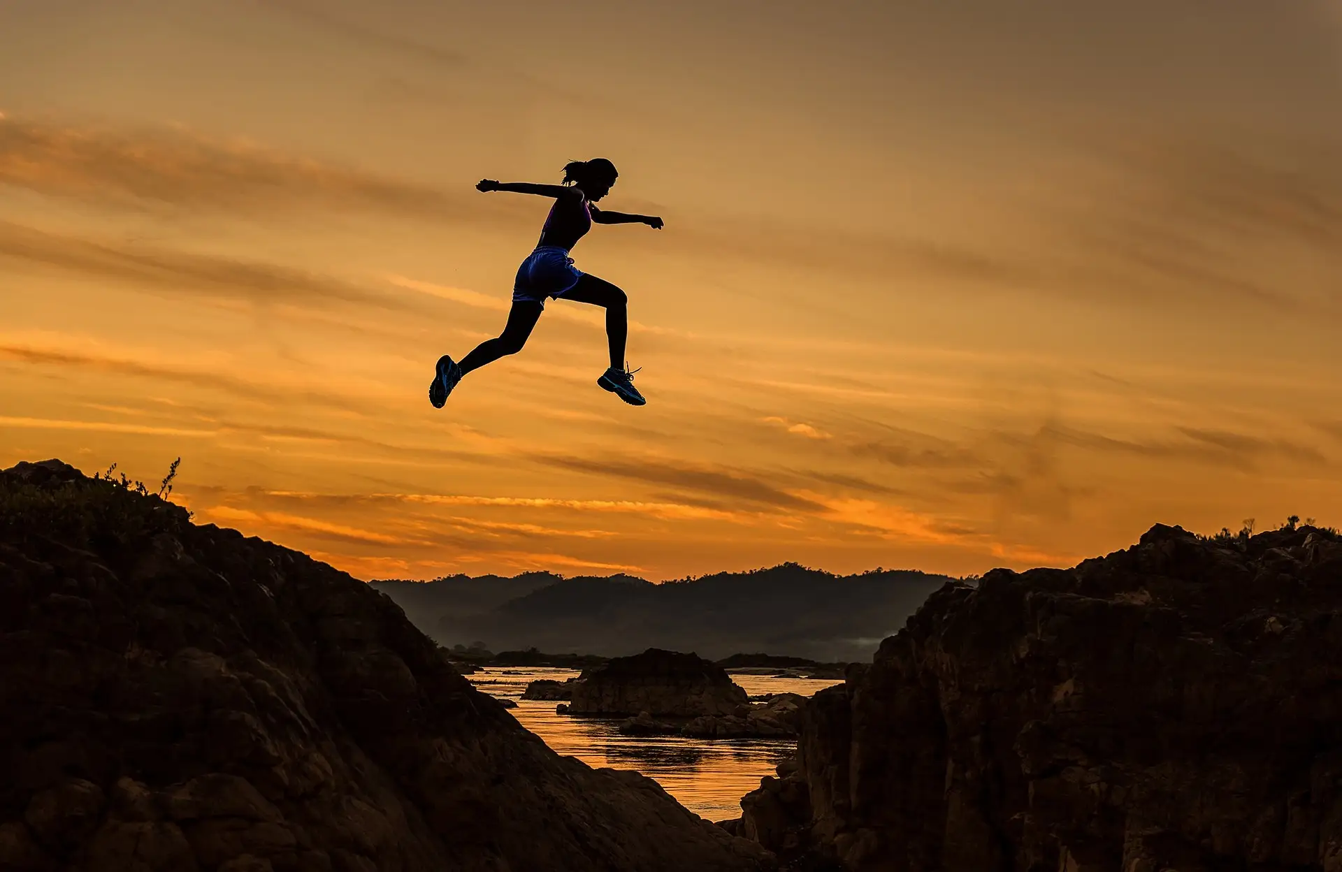 Navigating Career Transitions: Tips for Reinventing Yourself Professionally