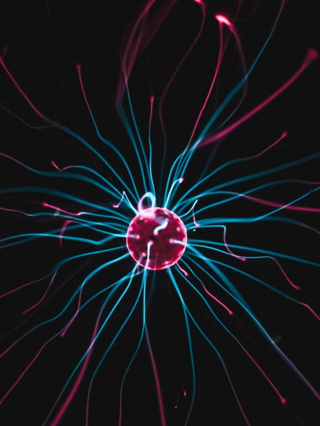 Quantum Computing Revolution:Power of Quantum Mechanics